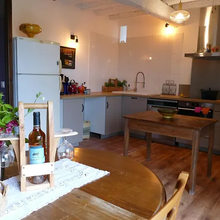 La Ferme De לינה וארוחת בוקר 3*